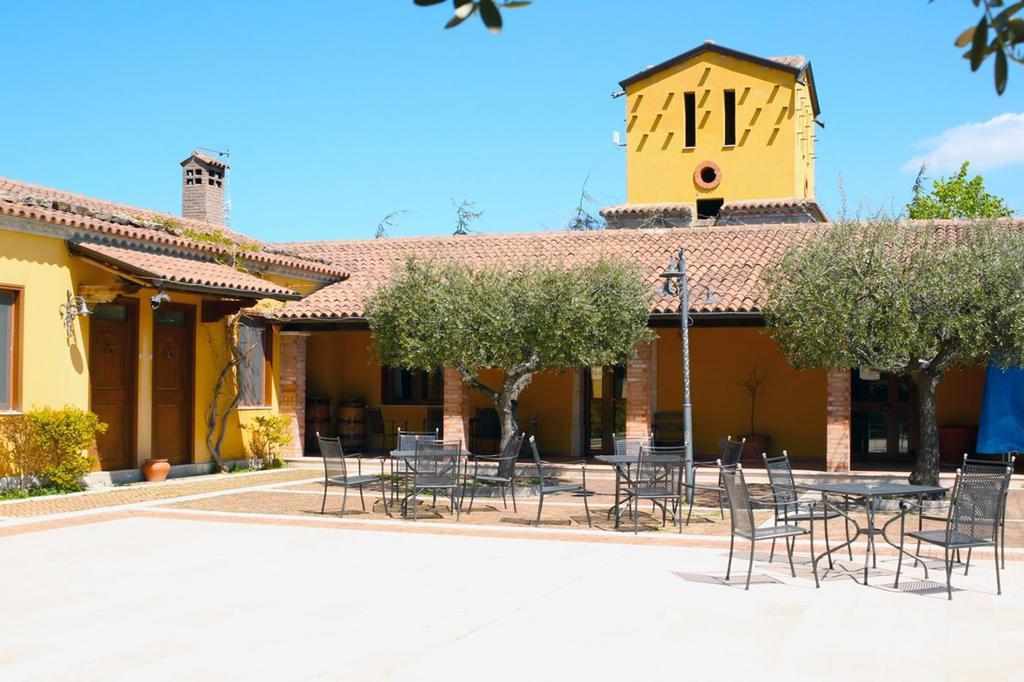 Agriturismo Macchiacupa Otel Ariano Irpino Dış mekan fotoğraf